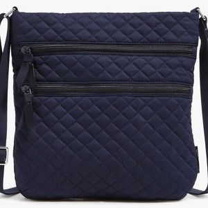 🛍️VERA BRADLEY TRIPLE ZIP HIPSTER NWT🛍️